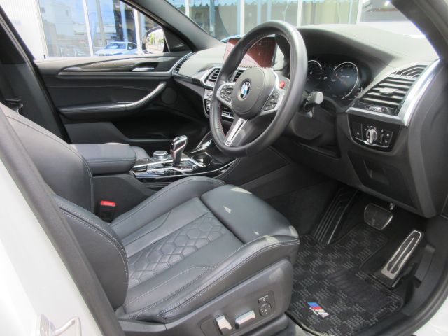 X4 M RHD