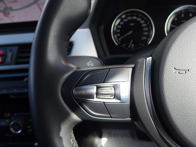 X1 sDrive18i RHD