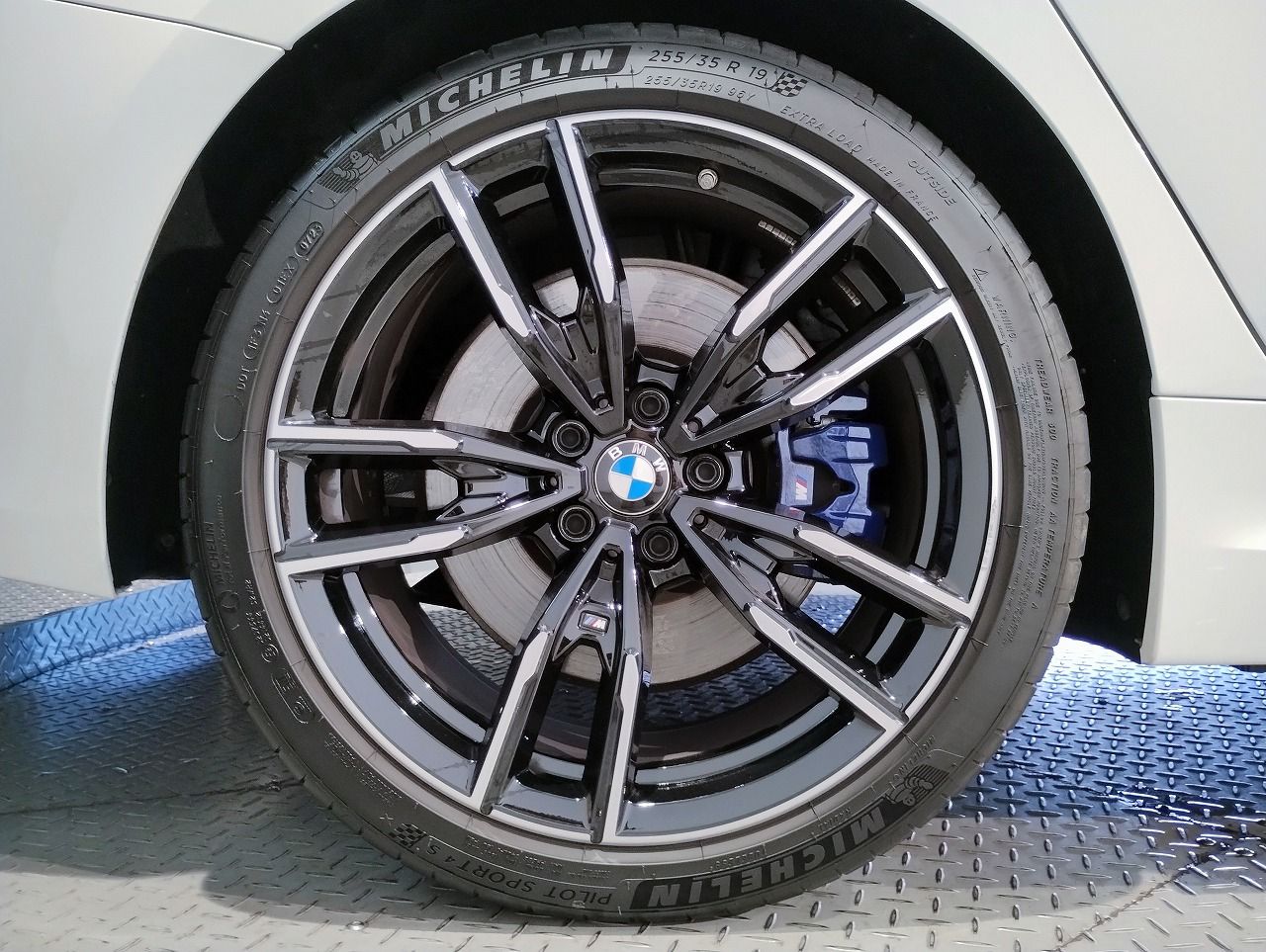 G20 M340i xDrive Saloon LCI RHD MX