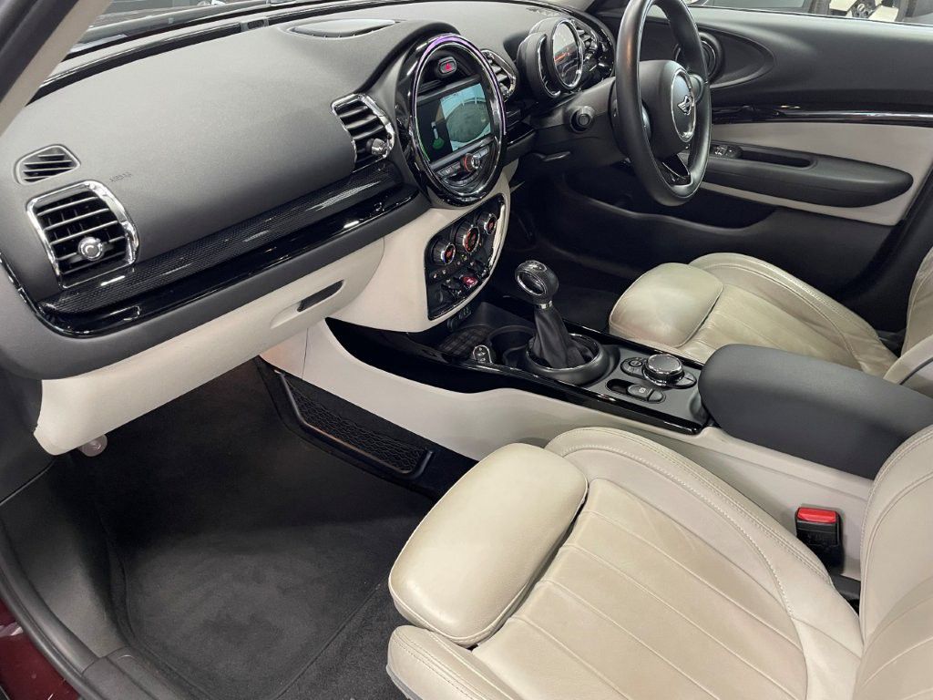 MINI COOPER S CLUBMAN
