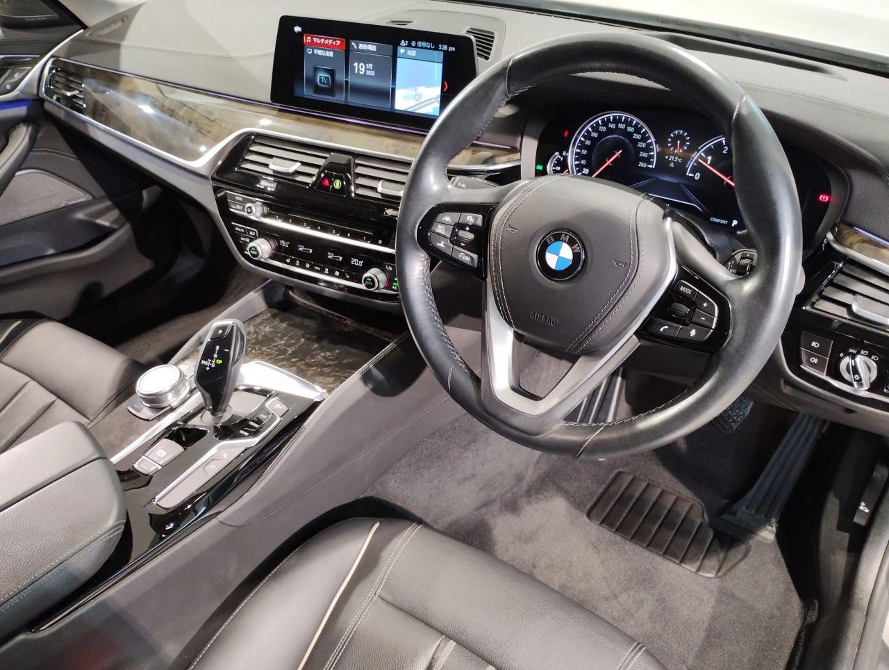 530I