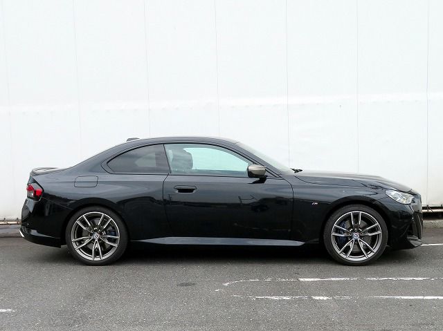 M240i xDrive Coupé RHD