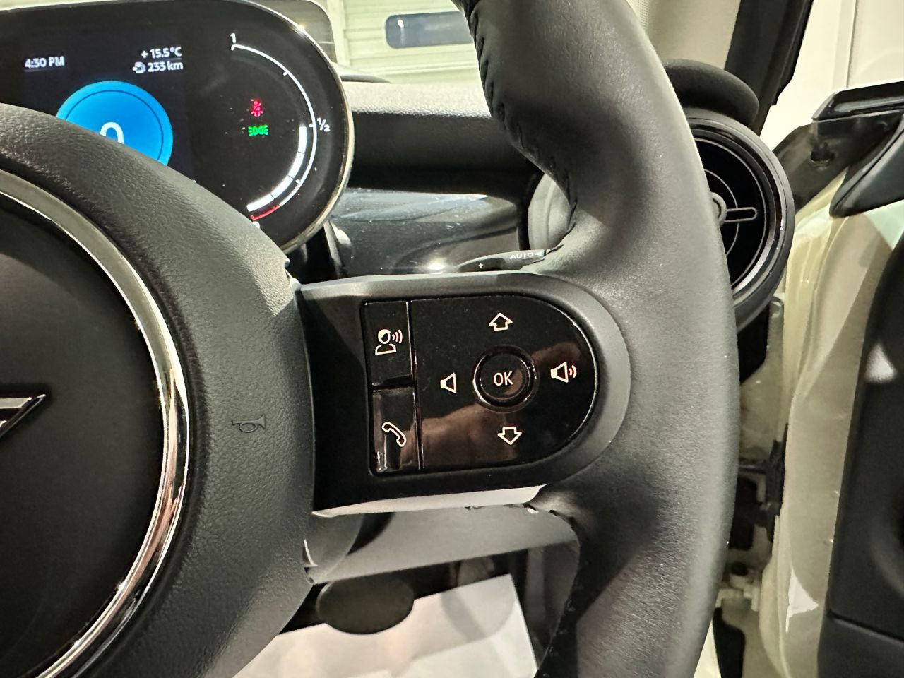 218I ACTIVE TOURER RHD