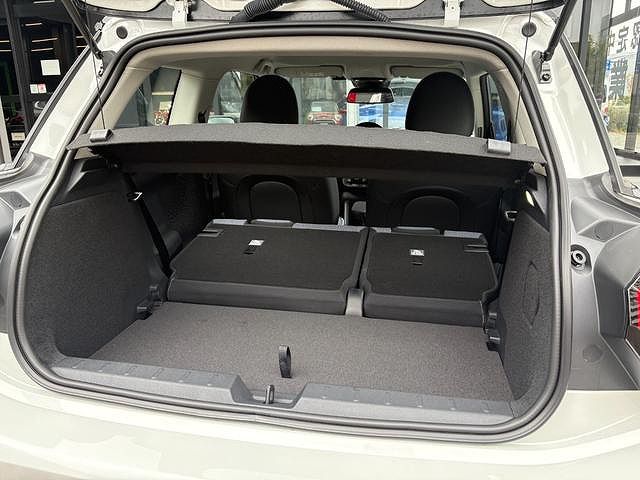 J01 MINI Cooper E