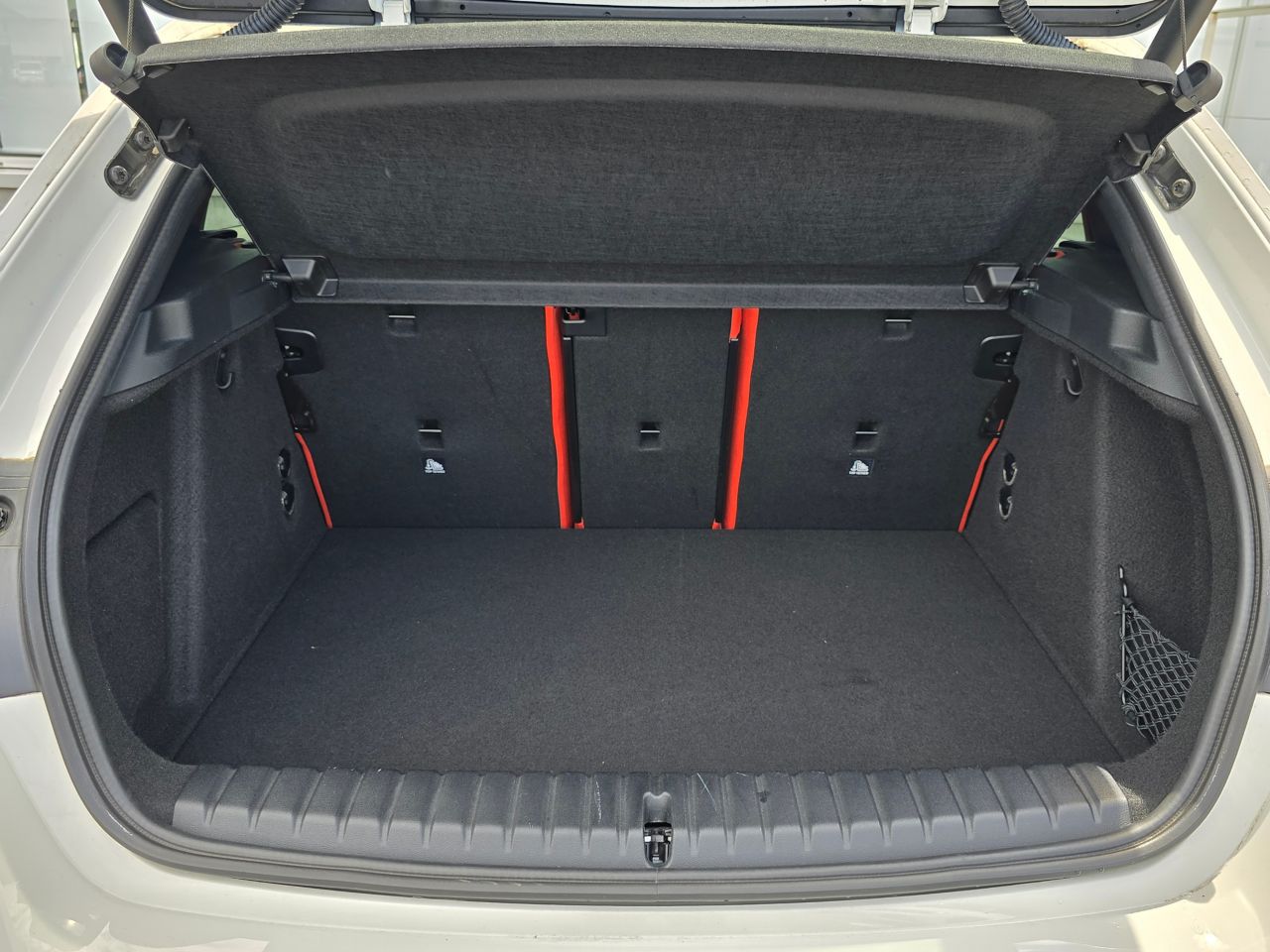 F40 118d Sports Hatch 5-door B47 2.0d