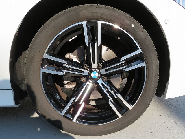 320d xDrive Berline RHD