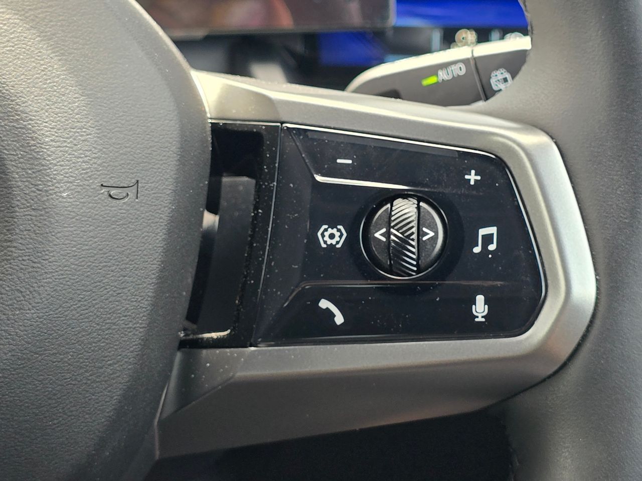 BMW i5 eDrive40 M Sport RHD