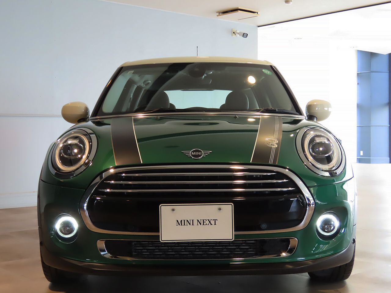 F55 COOPER D (AT)