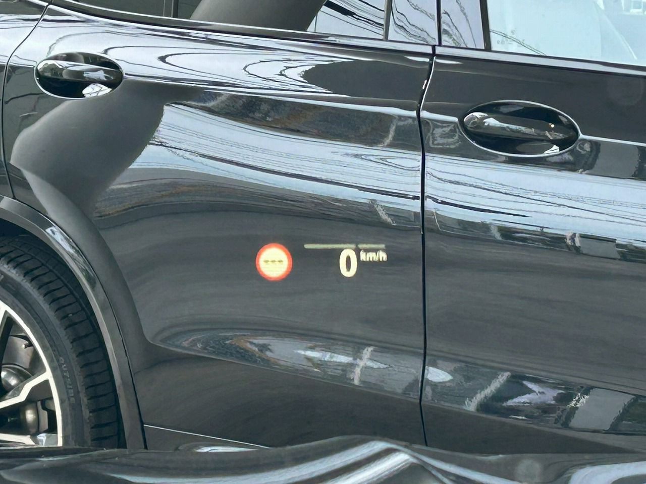 G01 X3 M40d RHD LCI ZA