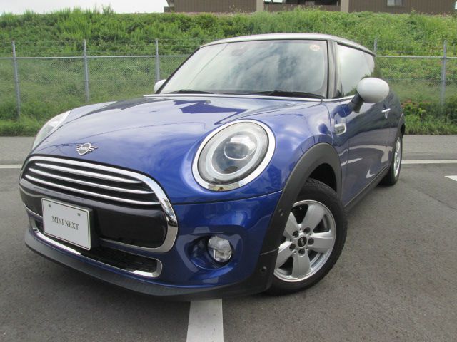 F56 COOPER D (AT)