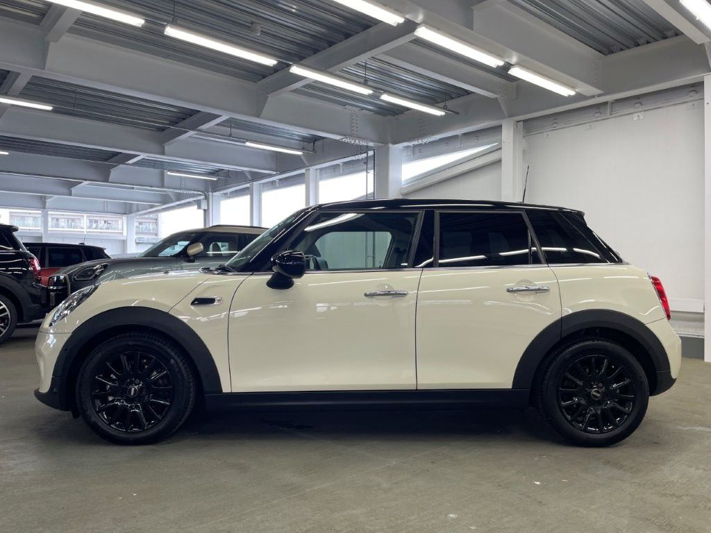 F55 MINI Cooper 5-Door Hatch LCI