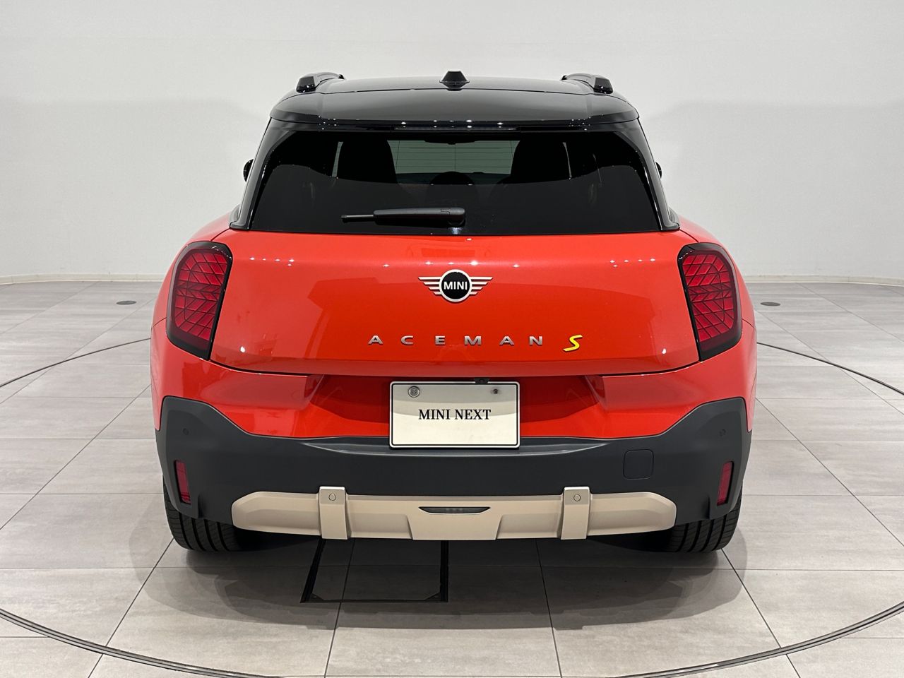 J05 MINI Aceman SE