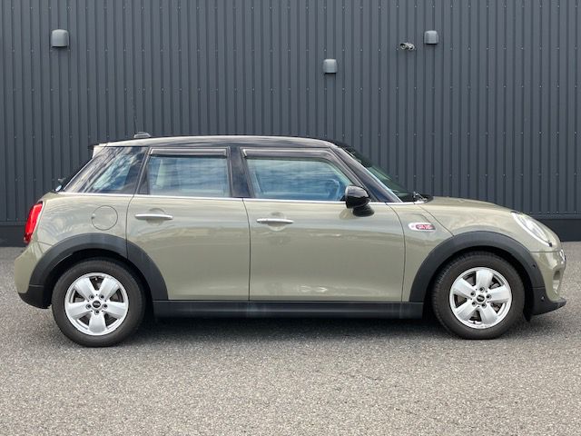 F55 MINI Cooper 5-Door Hatch LCI