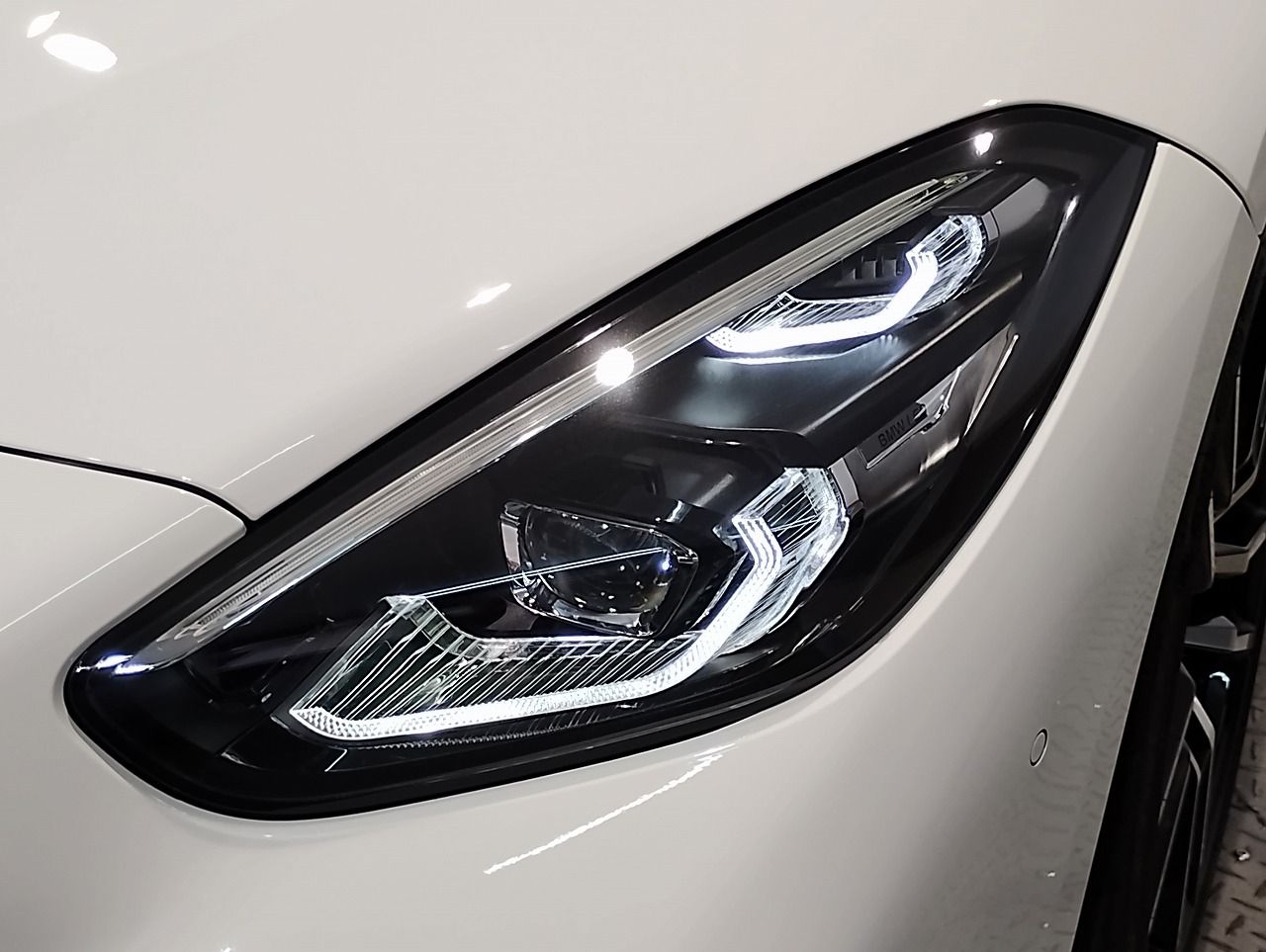 G29 z4 sDrive20i RHD