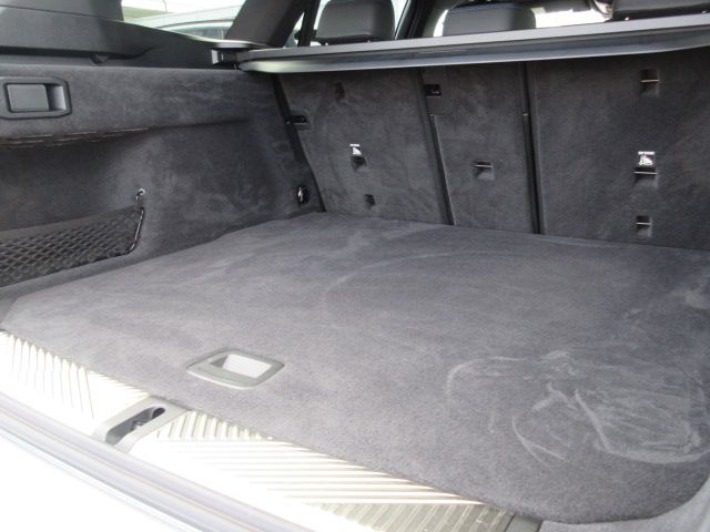 BMW i5 eDrive40 M Sport RHD