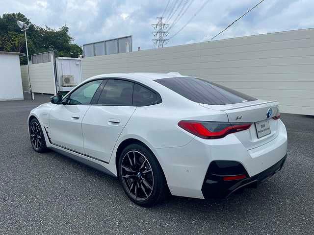 G26 i4 M50 RHD