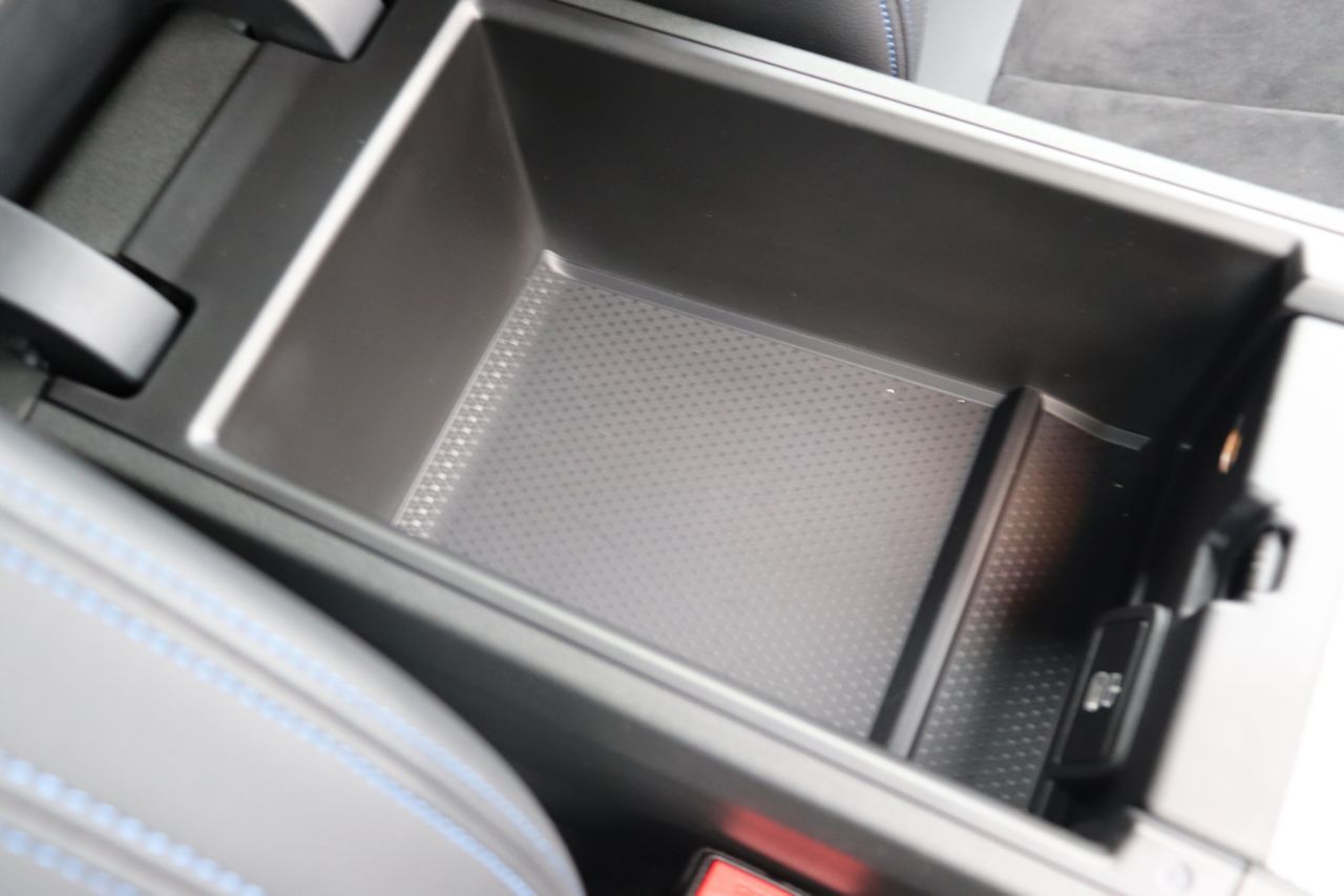 320d xDrive Berline RHD