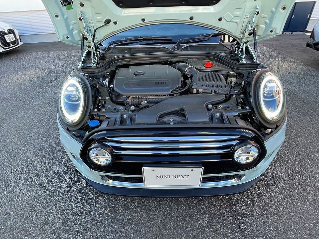 F56 MINI Cooper 3-Door Hatch LCI