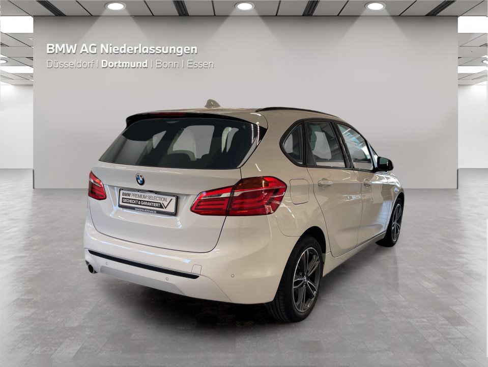 BMW 218