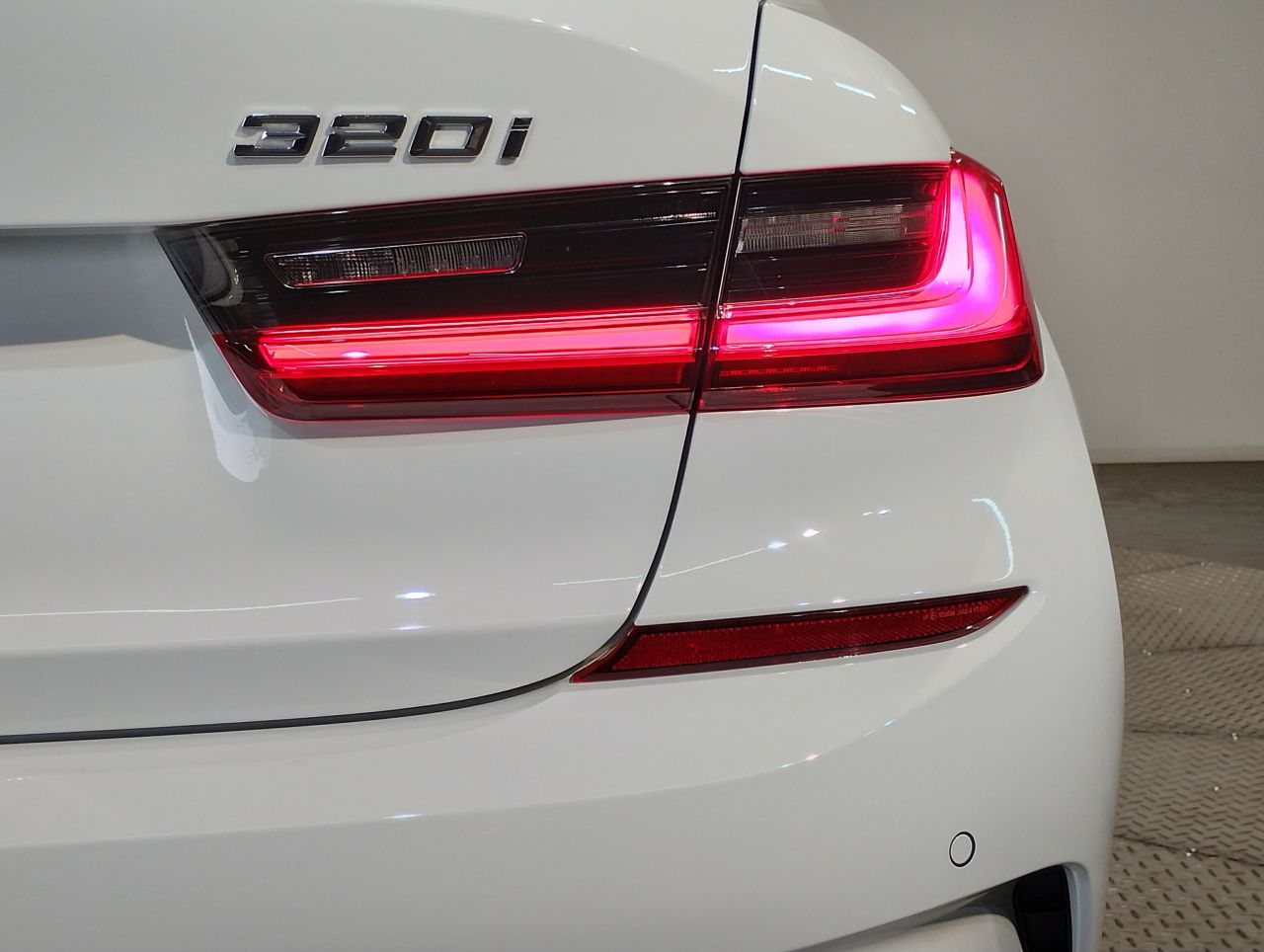 G20 320i Saloon RHD MX