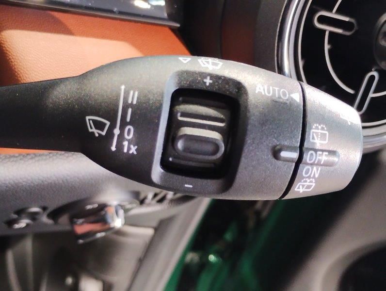 MINI Cooper F56 RHD