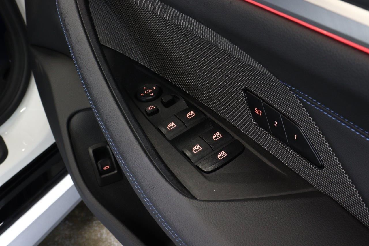 G** M***i x***** G*** C**** ***