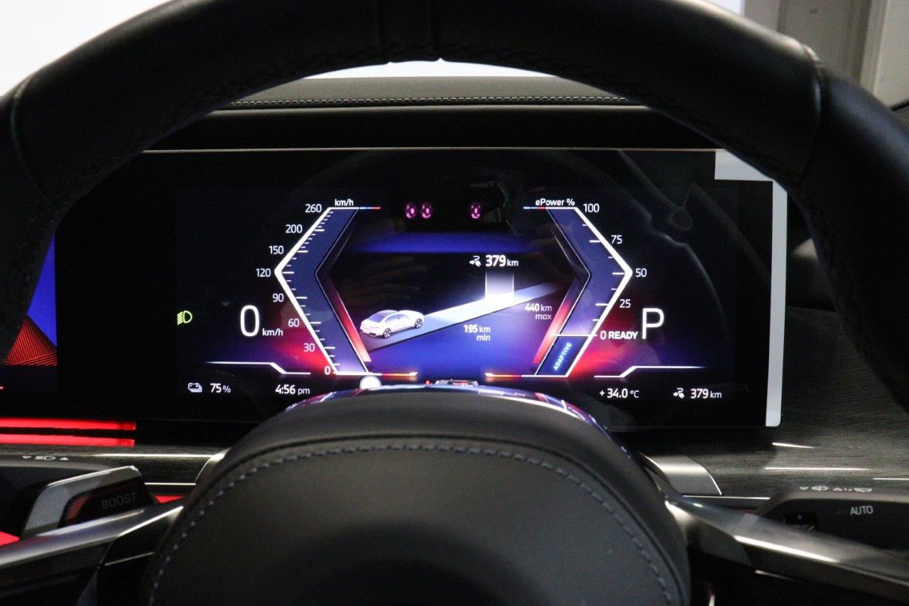 BMW i7 eDrive50 Sedan RHD