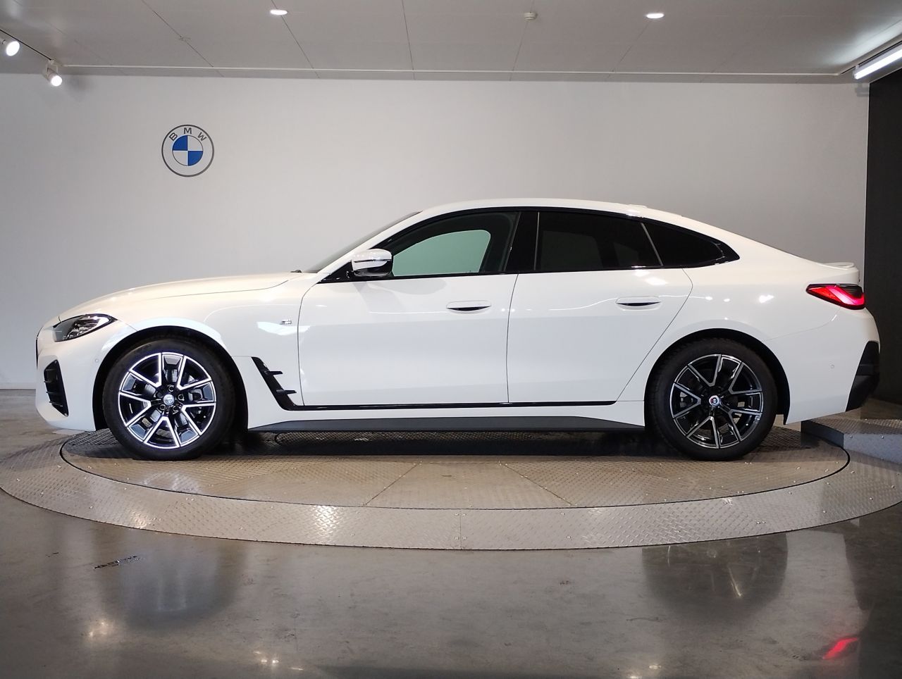G26 420d xDrive Gran Coupe RHD