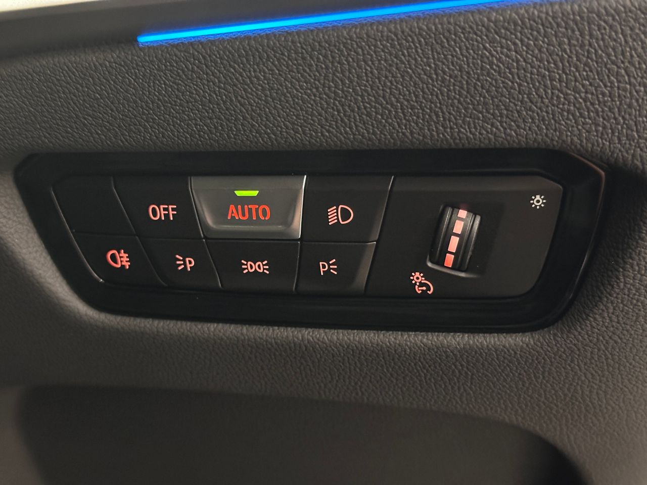 G26 i4 eDrive40 RHD