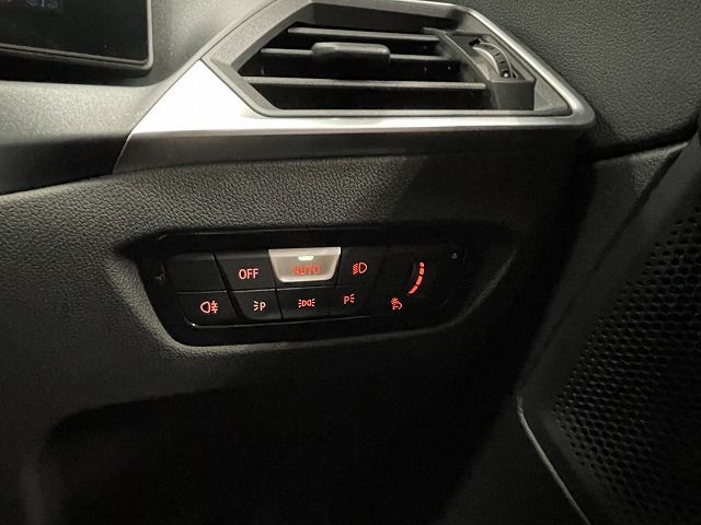 M240i xDrive Coupé RHD