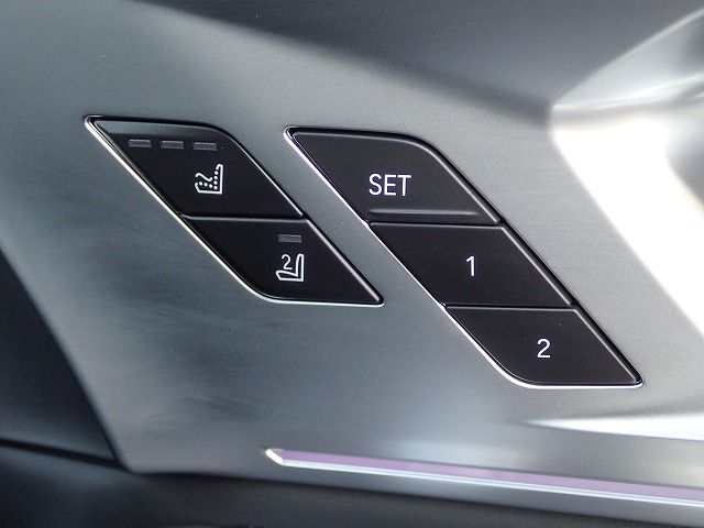 XM RHD
