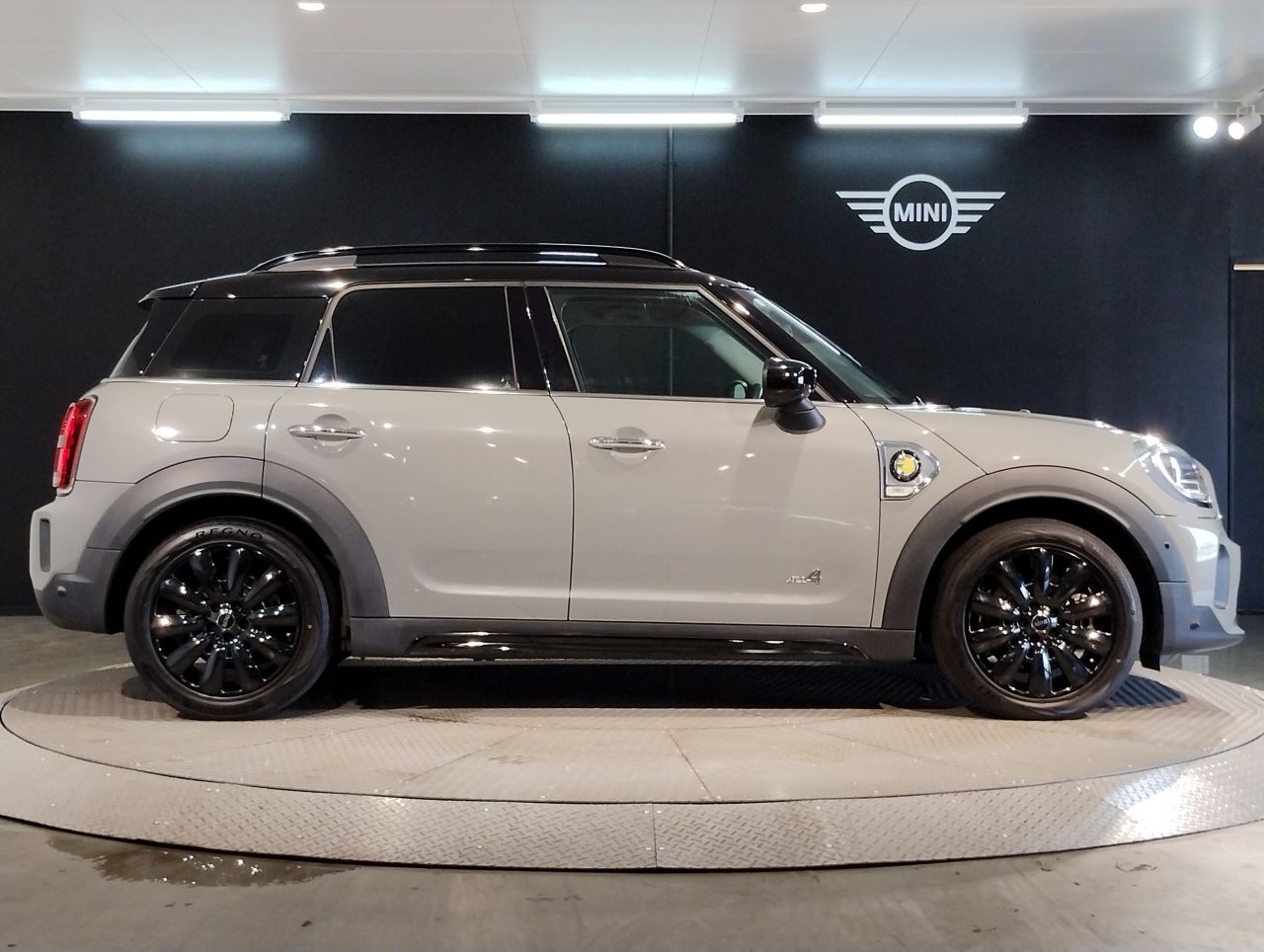 Cooper S E Countryman ALL4