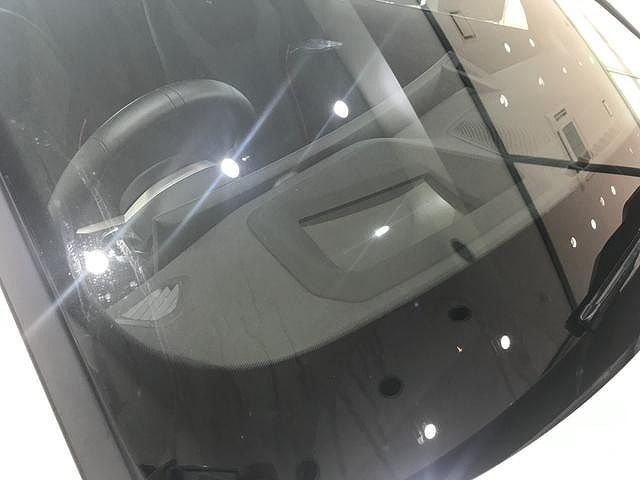 320d xDrive Berline RHD