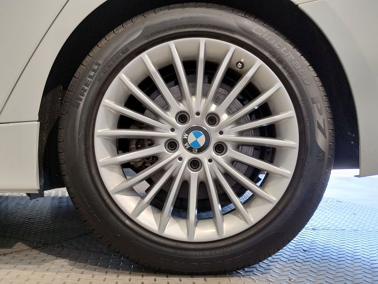 318I TOURING RHD