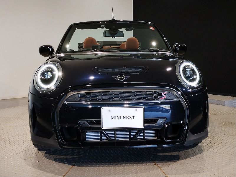 MINI Cooper S Convertible RHD