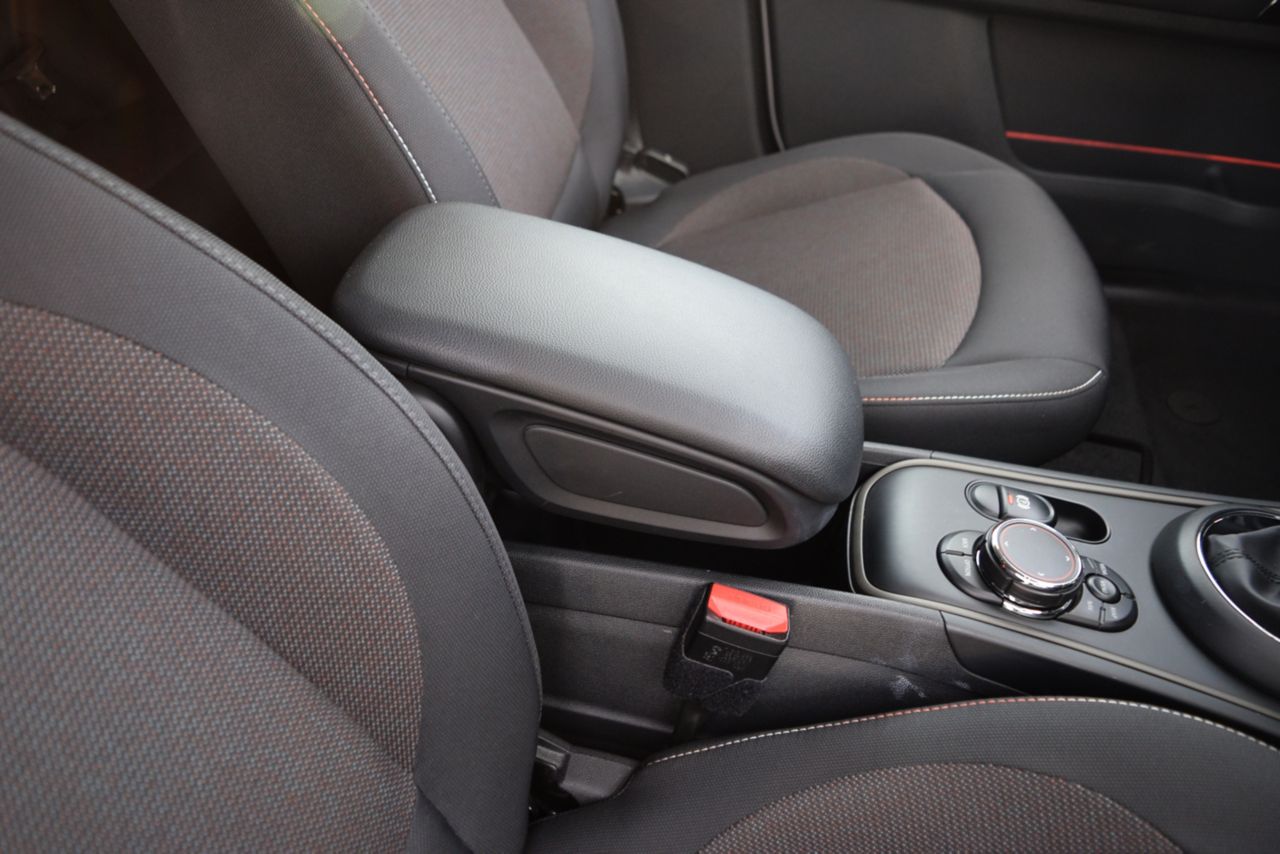 MINI CROSSOVER COOPER D