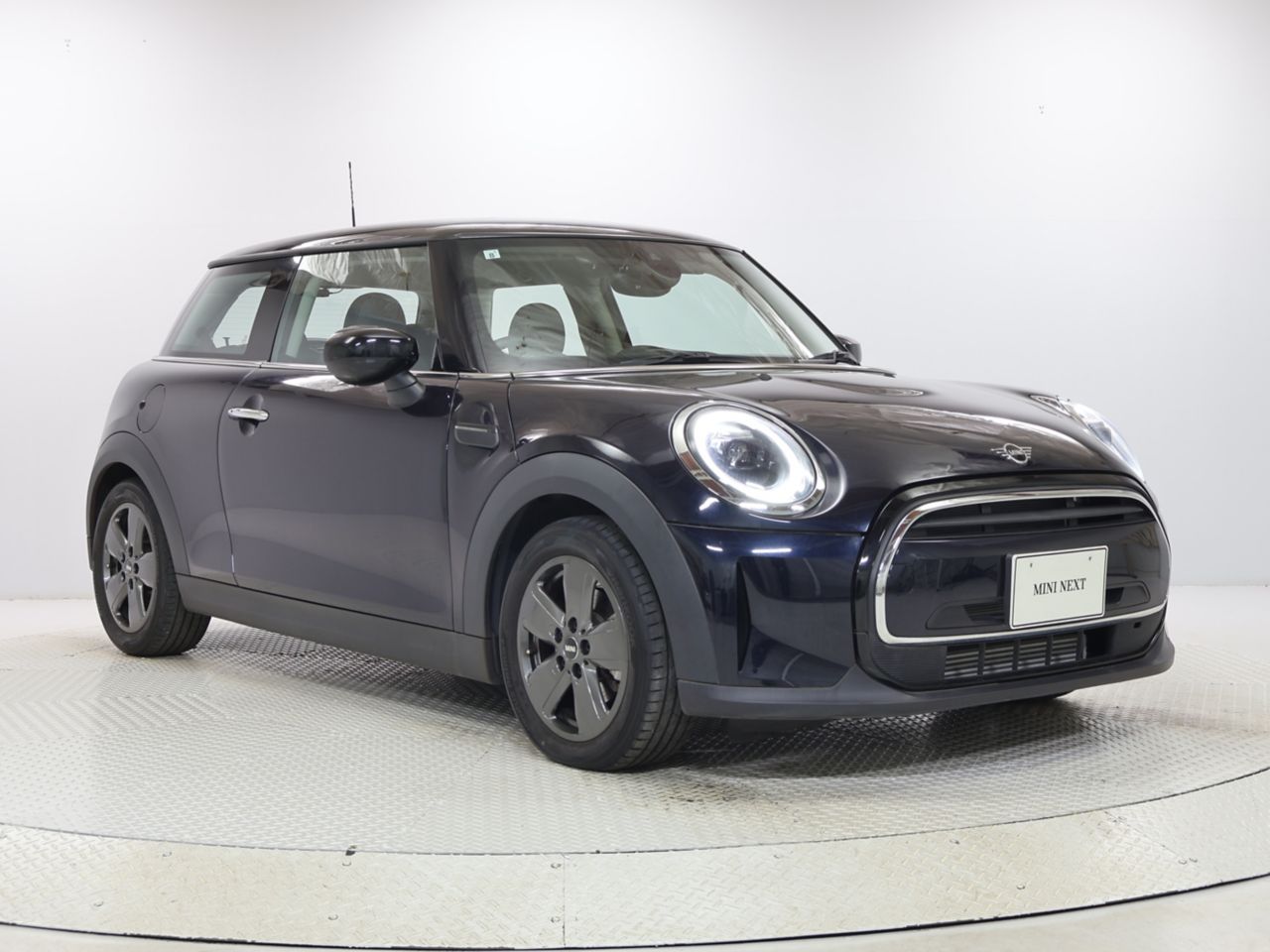 MINI Cooper F56 RHD