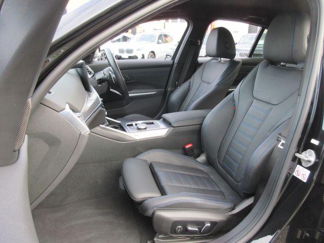 320d xDrive Berline RHD