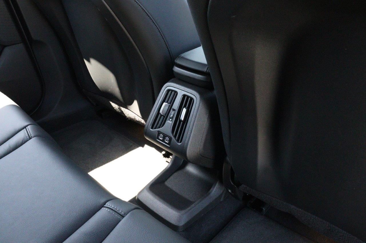 iX2 xDrive30 MSP