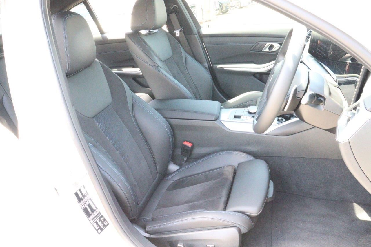 320d xDrive Berline RHD