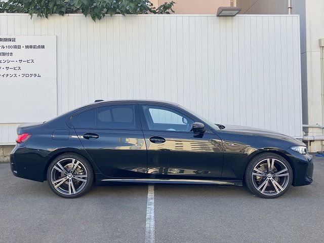 320d xDrive Berline RHD