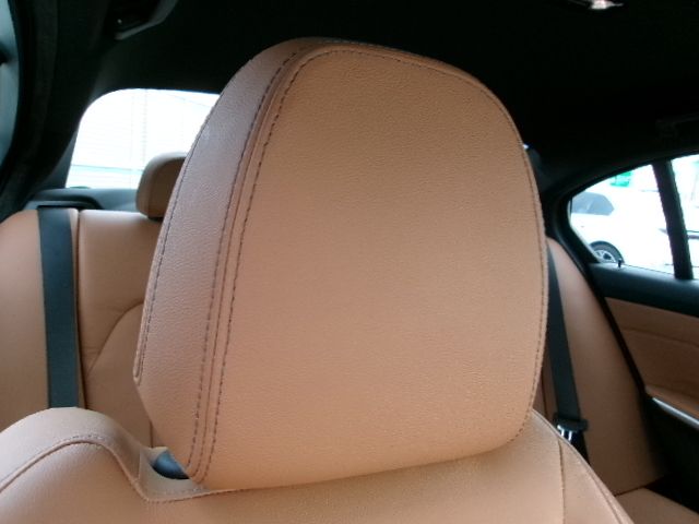 G20 320d xDrive RHD Saloon