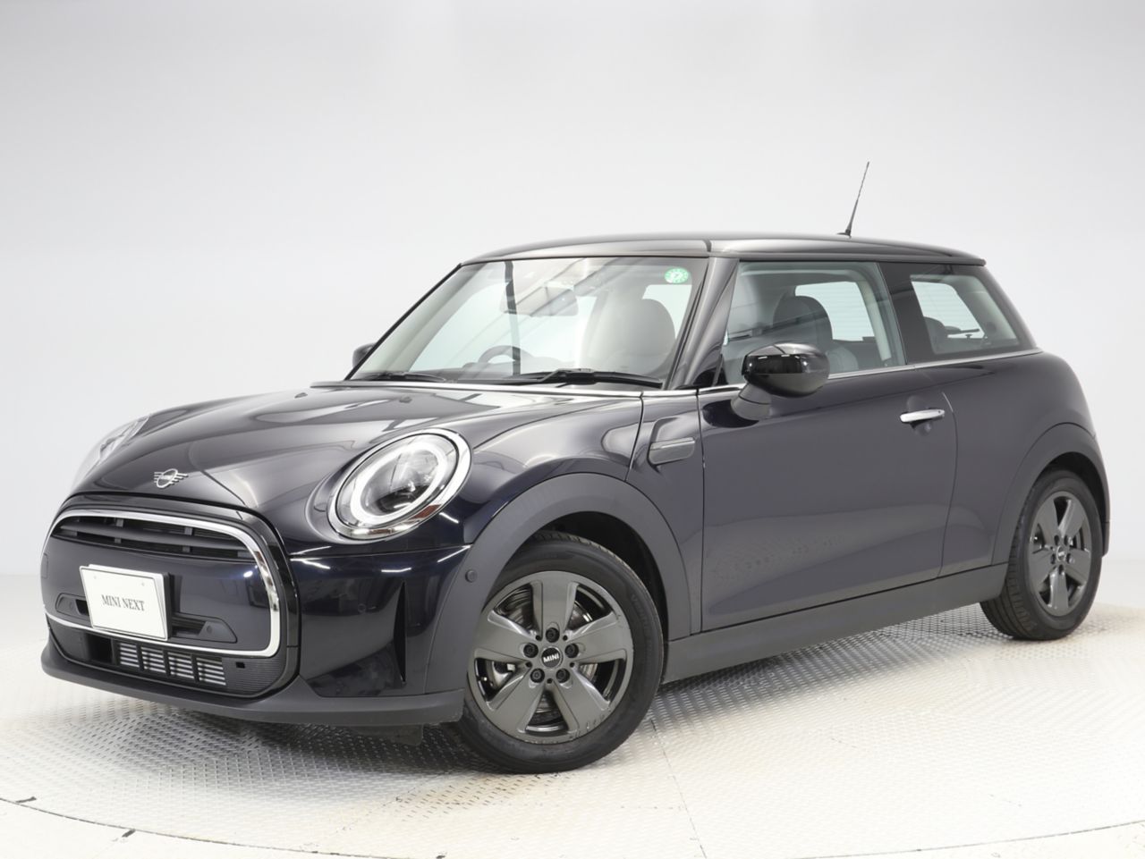 MINI COOPER 3 DOOR.