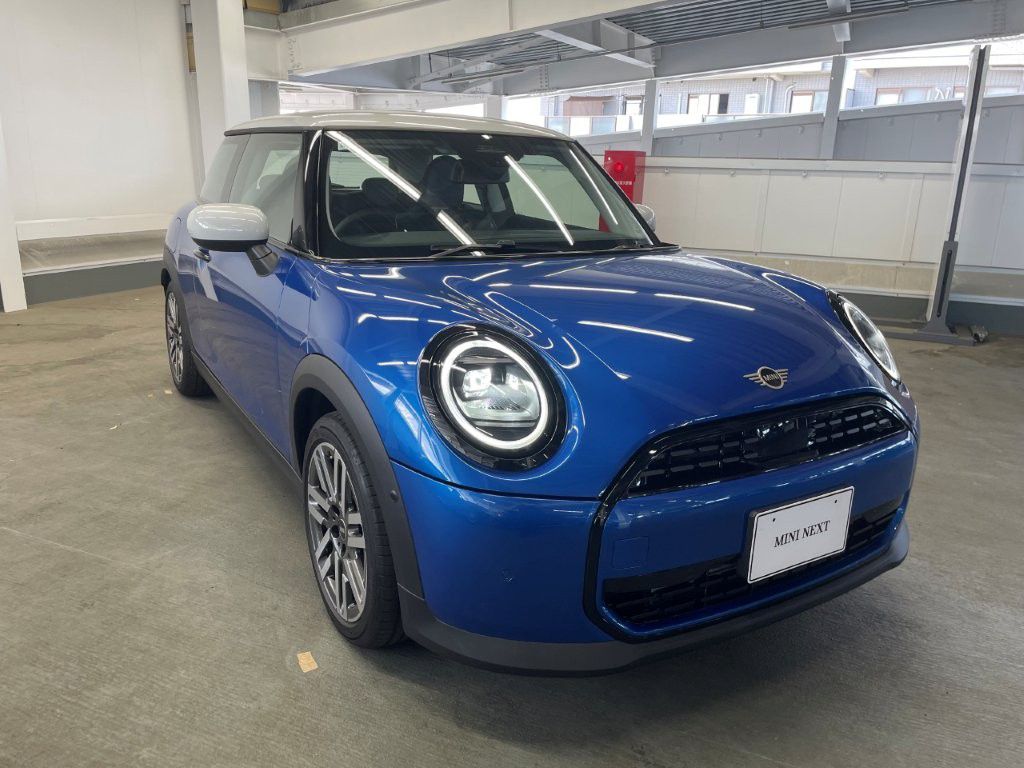 F66 MINI Cooper C 3Dr