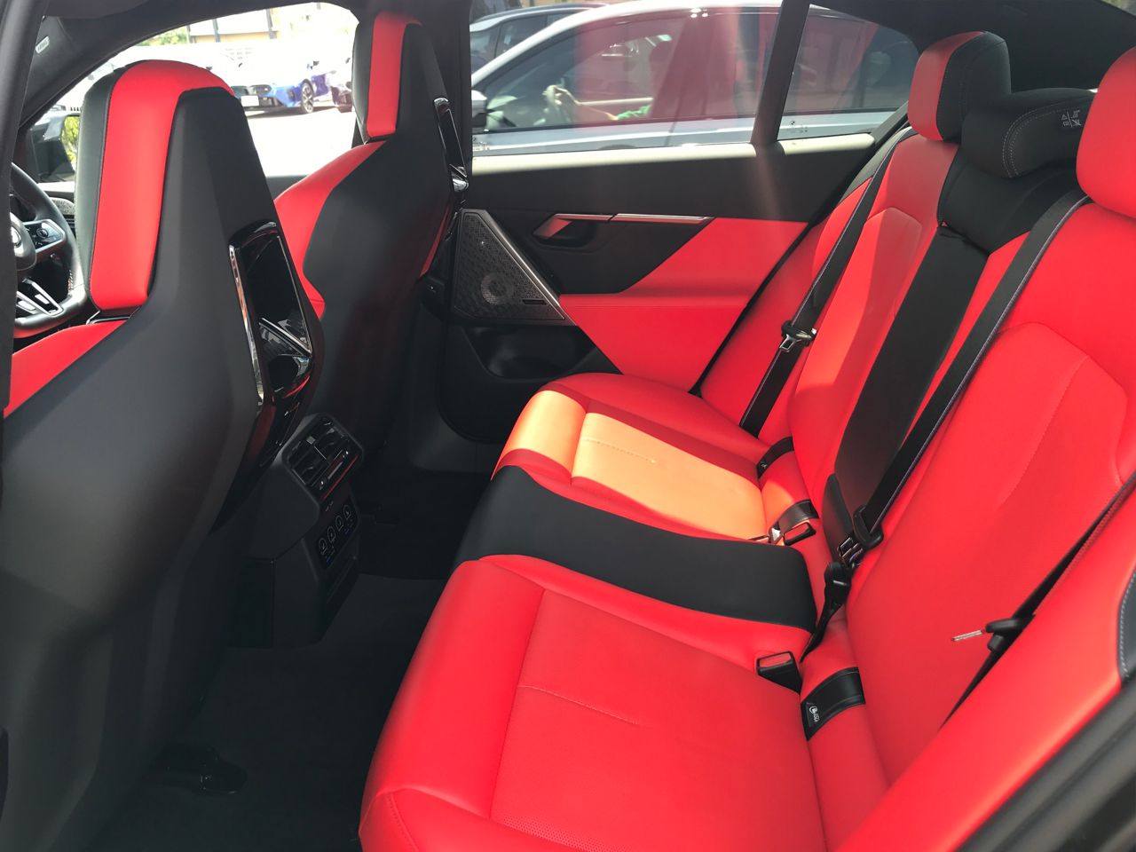 M5 Saloon RHD