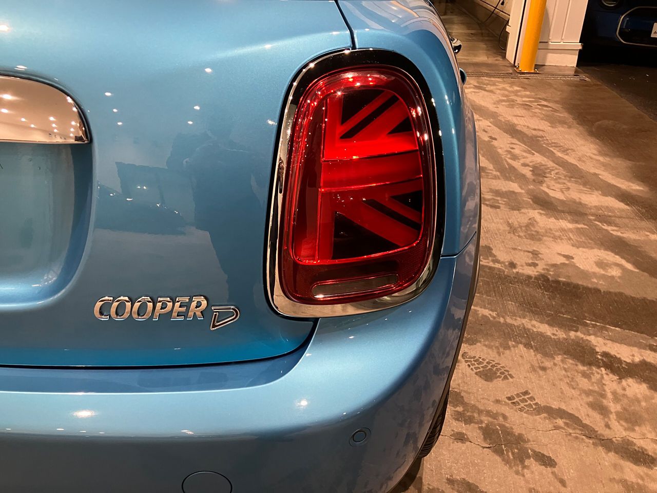F55 COOPER D (AT)