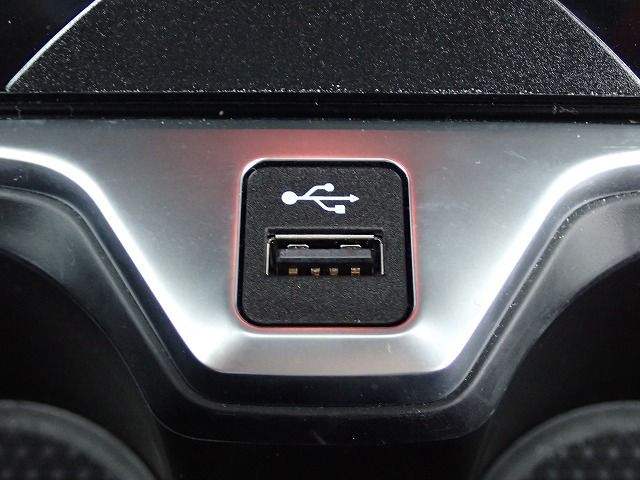 F40 118d Sports Hatch 5-door B47 2.0d