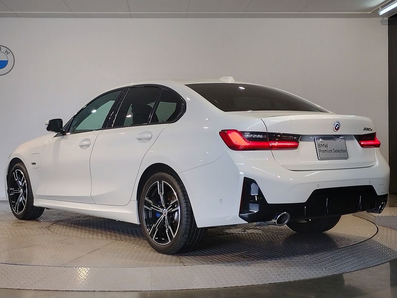 G20 330e Saloon LCI RHD MX