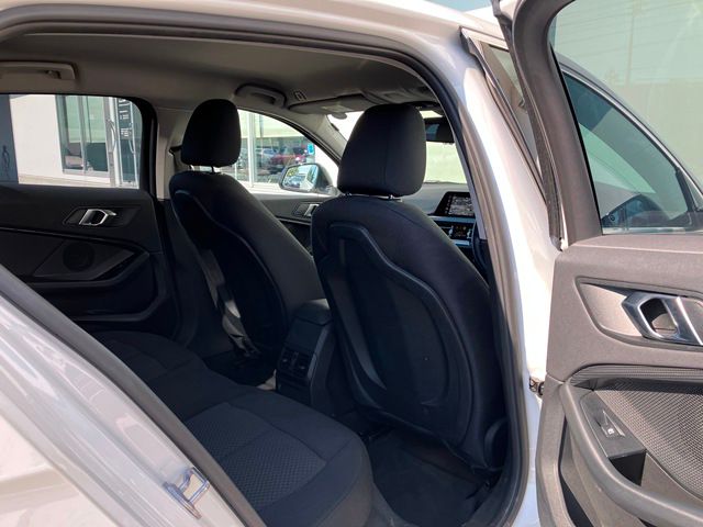 F40 118d Sports Hatch 5-door B47 2.0d