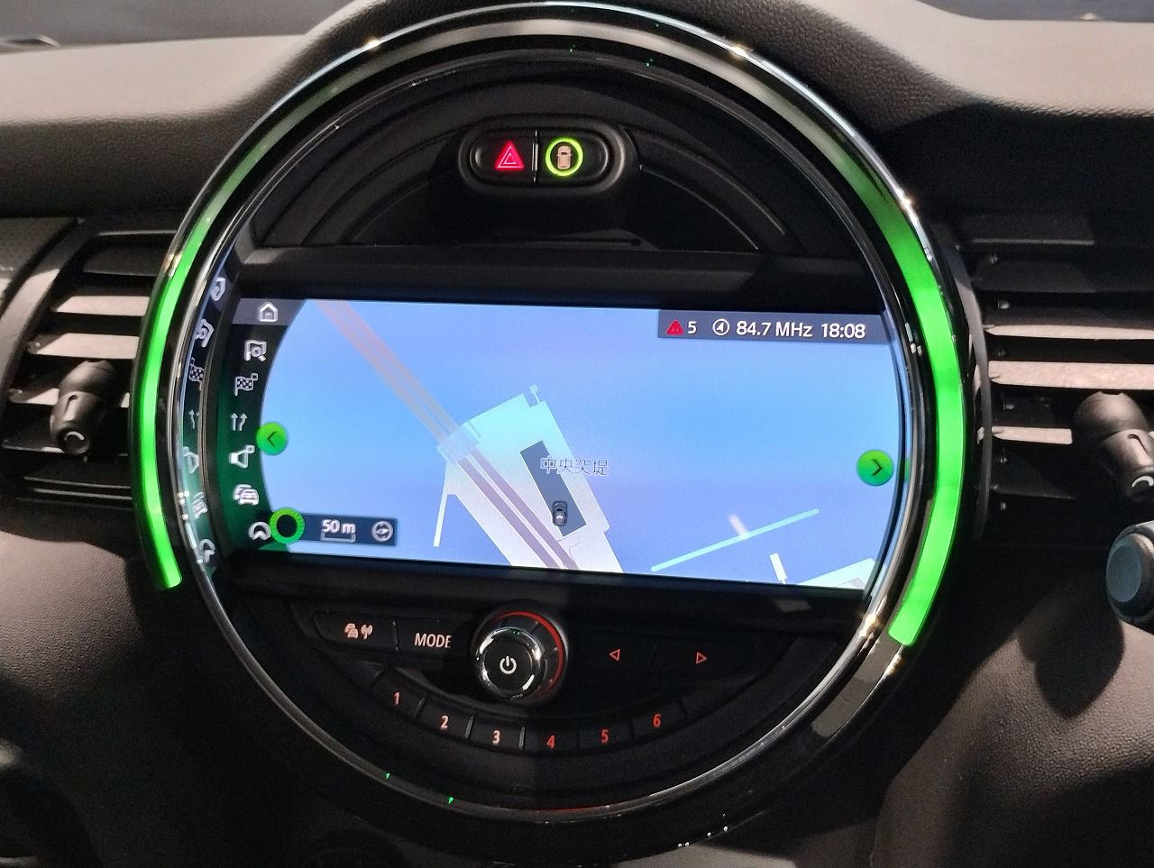 F55 COOPER D (AT)